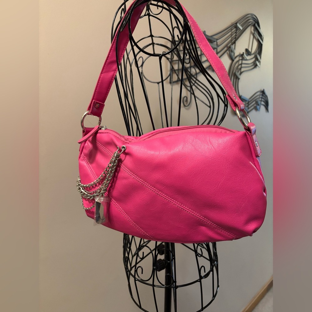 $8 MEMORIAL DAY BLOWOUT Friday NWT Candie’s Pink Shoulder Bag with Chain Detail